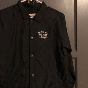 vans of the wall black windbreaker